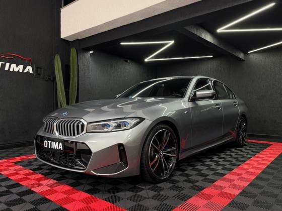BMW 320i 2.0 16V TURBO FLEX M SPORT AUTOMÁTICO BMW 320i 2.0 16V TURBO FLEX M SPORT AUTOMÁTICO